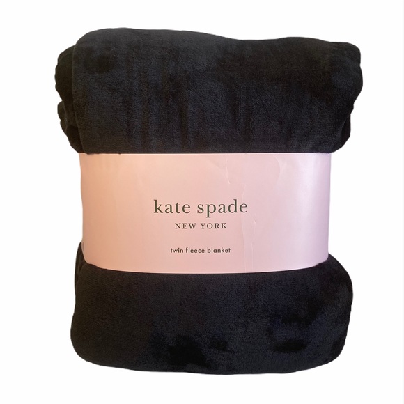 Total 92+ imagen kate spade blankets Abzlocal.mx